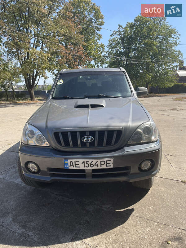 Внедорожник / Кроссовер Hyundai Terracan 2003 в Кривом Роге