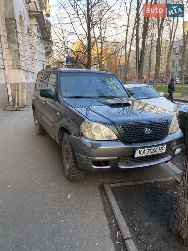 Hyundai Terracan 2005