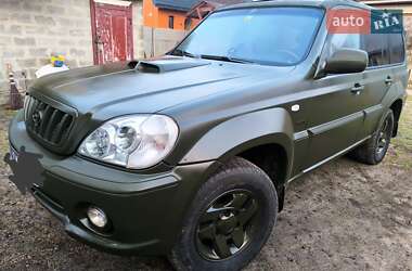 Внедорожник / Кроссовер Hyundai Terracan 2002 в Березному