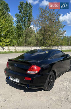 Купе Hyundai Tiburon 2004 в 