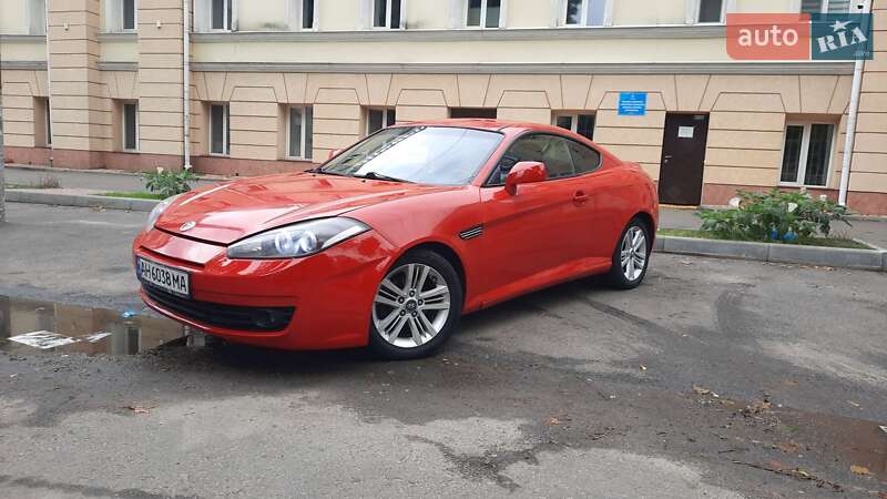 Купе Hyundai Tiburon 2007 в  фото Купе Hyundai Tiburon 2007 в