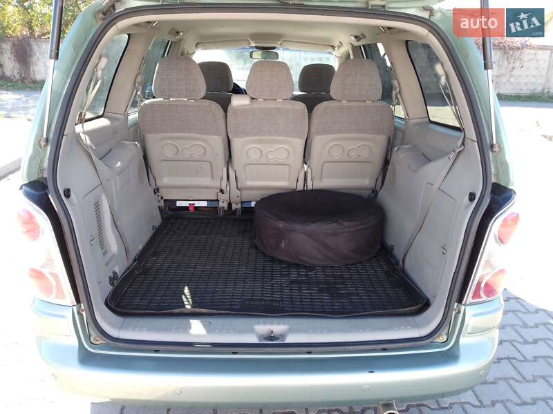 Мінівен Hyundai Trajet 2005 в Хмельницькому