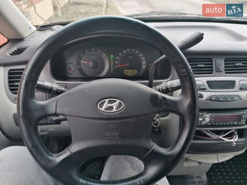 Hyundai Trajet 2006