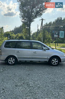Минивэн Hyundai Trajet 2006 в 