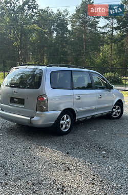 Минивэн Hyundai Trajet 2006 в 