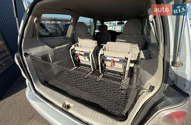 Минивэн Hyundai Trajet 2006 в 
