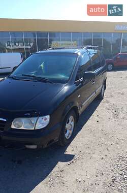 Минивэн Hyundai Trajet 2007 в 