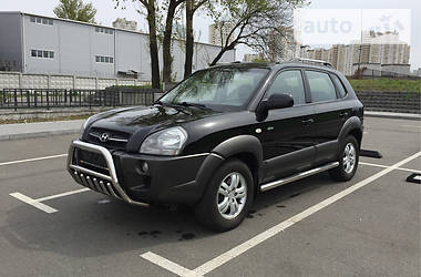 Позашляховик / Кросовер Hyundai Tucson 2008 в Києві