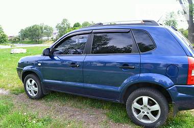 Внедорожник / Кроссовер Hyundai Tucson 2004 в Конотопе