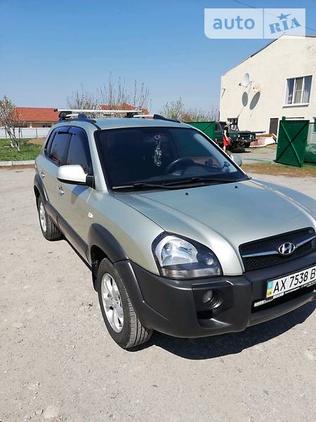 Позашляховик / Кросовер Hyundai Tucson 2008 в Первомайську