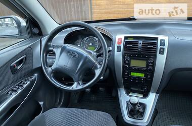 Позашляховик / Кросовер Hyundai Tucson 2008 в 