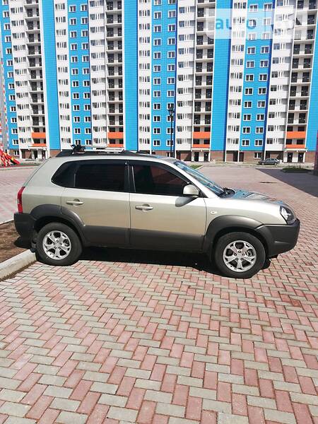 Позашляховик / Кросовер Hyundai Tucson 2008 в Первомайську