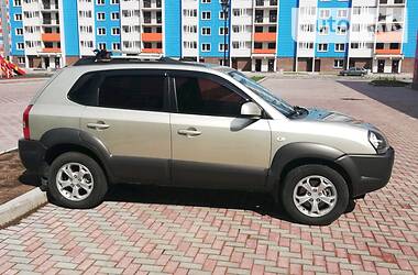 Позашляховик / Кросовер Hyundai Tucson 2008 в 