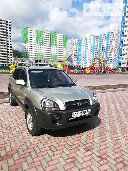 Позашляховик / Кросовер Hyundai Tucson 2008 в 