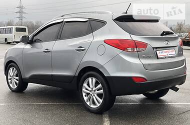 Позашляховик / Кросовер Hyundai Tucson 2011 в 