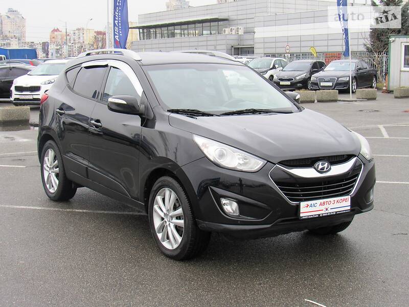 Позашляховик / Кросовер Hyundai Tucson 2011 в Києві