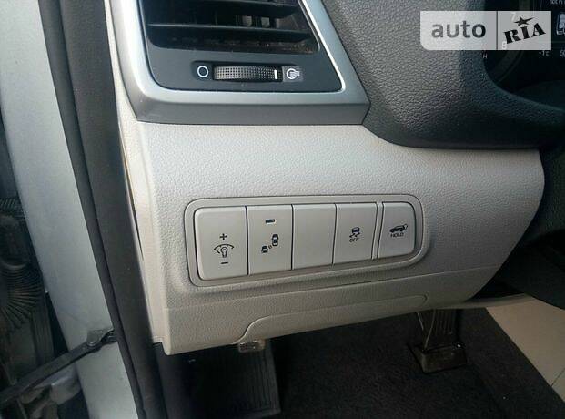 Позашляховик / Кросовер Hyundai Tucson 2016 в Києві