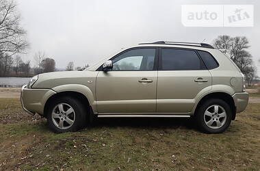 Позашляховик / Кросовер Hyundai Tucson 2007 в 