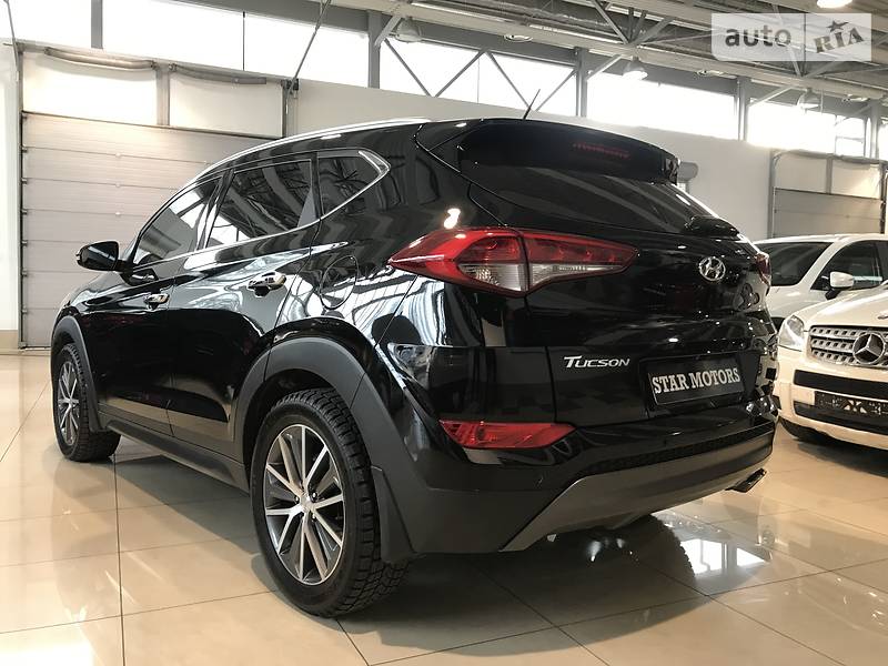 Позашляховик / Кросовер Hyundai Tucson 2015 в Одесі