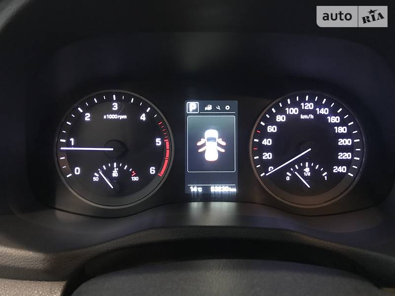 Позашляховик / Кросовер Hyundai Tucson 2015 в Одесі