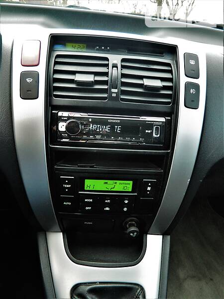Позашляховик / Кросовер Hyundai Tucson 2006 в Рівному фото 43 Позашляховик / Кросовер Hyundai Tucson 2006 в Рівному