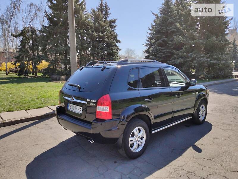 Позашляховик / Кросовер Hyundai Tucson 2007 в Кривому Розі фото 5 Позашляховик / Кросовер Hyundai Tucson 2007 в Кривому Розі