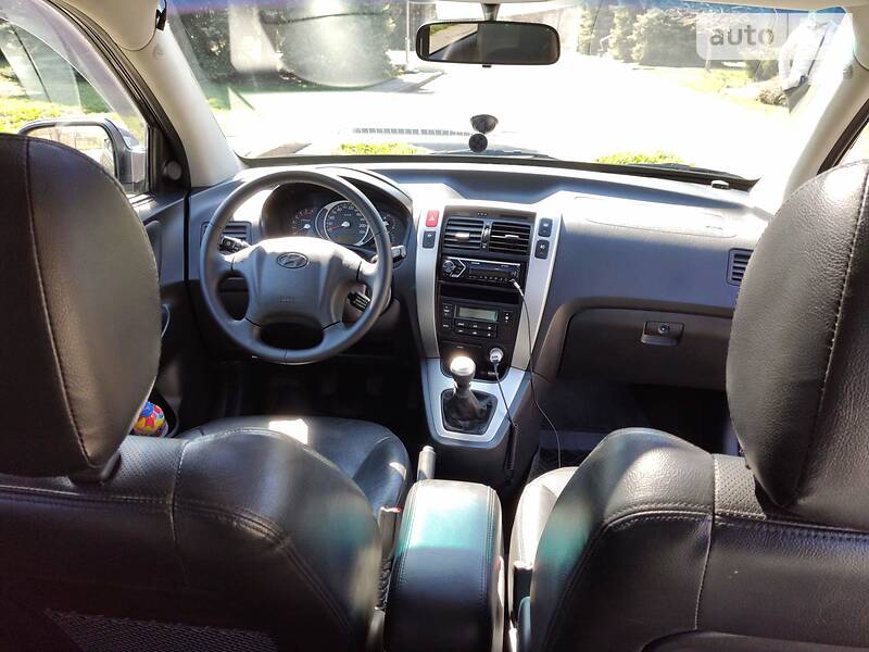 Позашляховик / Кросовер Hyundai Tucson 2007 в Кривому Розі фото 29 Позашляховик / Кросовер Hyundai Tucson 2007 в Кривому Розі
