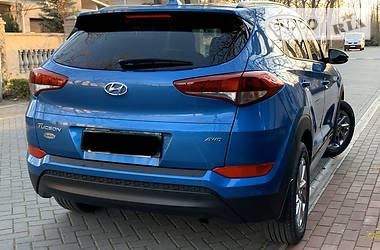 Позашляховик / Кросовер Hyundai Tucson 2017 в 