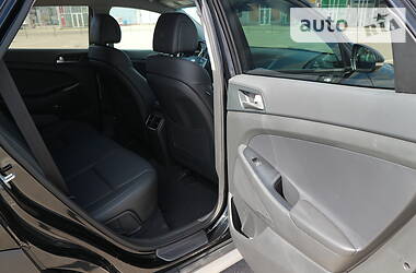 Внедорожник / Кроссовер Hyundai Tucson 2018 в 