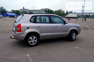 Позашляховик / Кросовер Hyundai Tucson 2004 в 