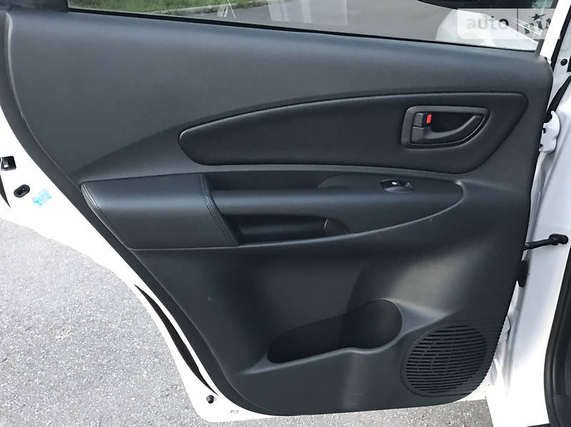 Позашляховик / Кросовер Hyundai Tucson 2009 в Києві