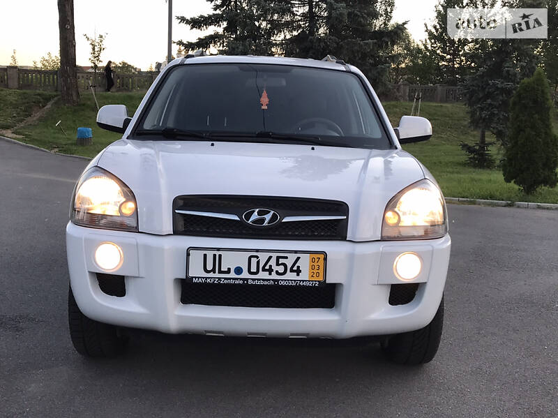 Позашляховик / Кросовер Hyundai Tucson 2009 в Києві