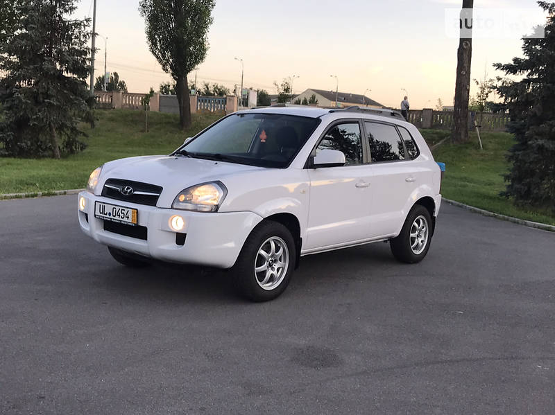 Позашляховик / Кросовер Hyundai Tucson 2009 в Києві