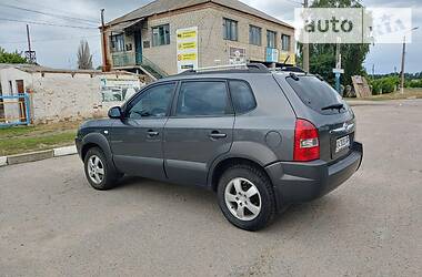 Позашляховик / Кросовер Hyundai Tucson 2008 в 