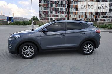 Внедорожник / Кроссовер Hyundai Tucson 2016 в Киеве