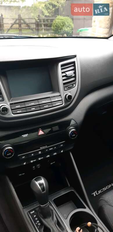 Внедорожник / Кроссовер Hyundai Tucson 2018 в Брошневе-Осаде