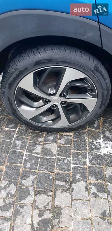 Внедорожник / Кроссовер Hyundai Tucson 2018 в Брошневе-Осаде