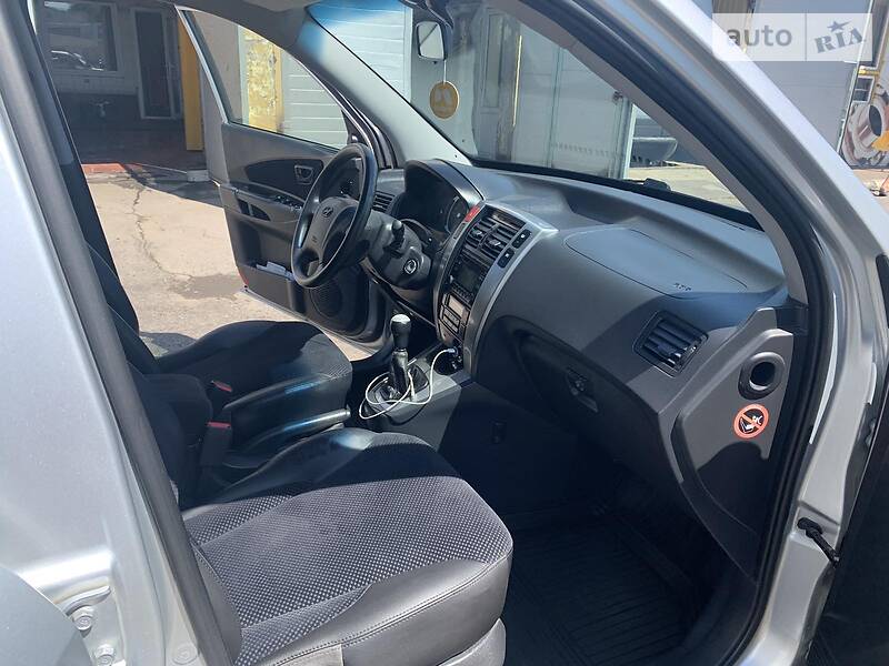 Позашляховик / Кросовер Hyundai Tucson 2010 в Нікополі