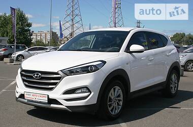 Внедорожник / Кроссовер Hyundai Tucson 2015 в Киеве