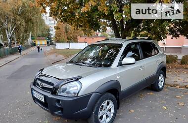 Внедорожник / Кроссовер Hyundai Tucson 2010 в Сумах