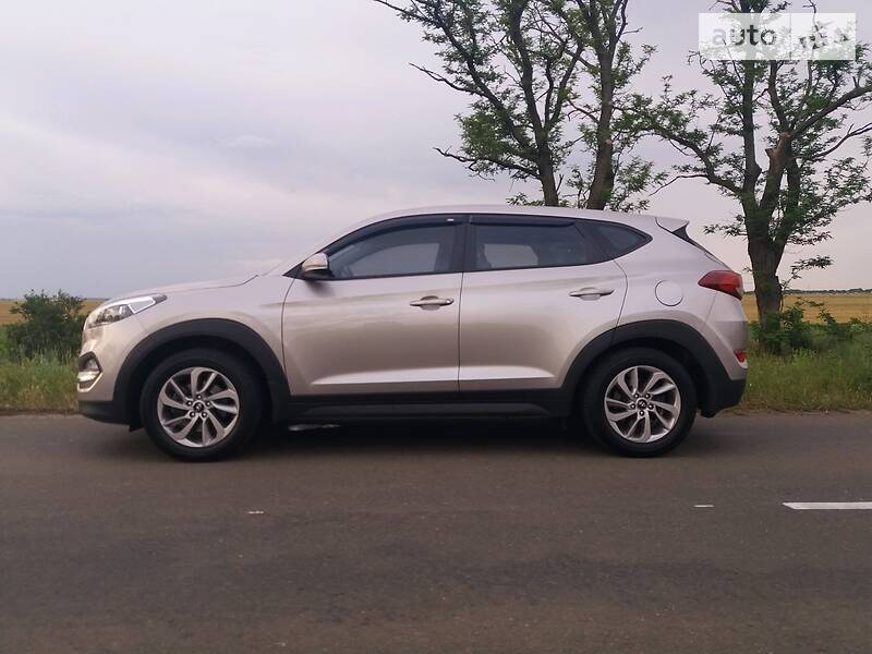 Внедорожник / Кроссовер Hyundai Tucson 2017 в Николаеве