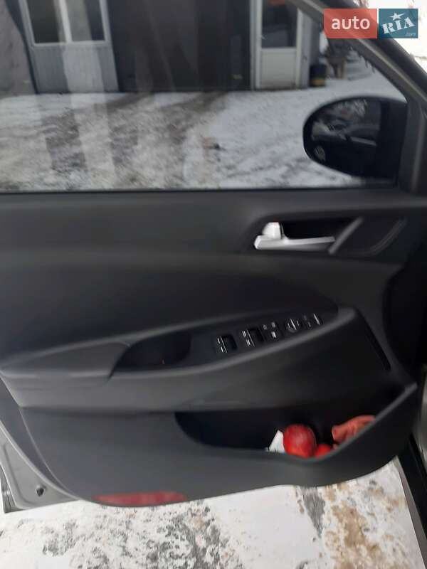 Внедорожник / Кроссовер Hyundai Tucson 2019 в Киеве