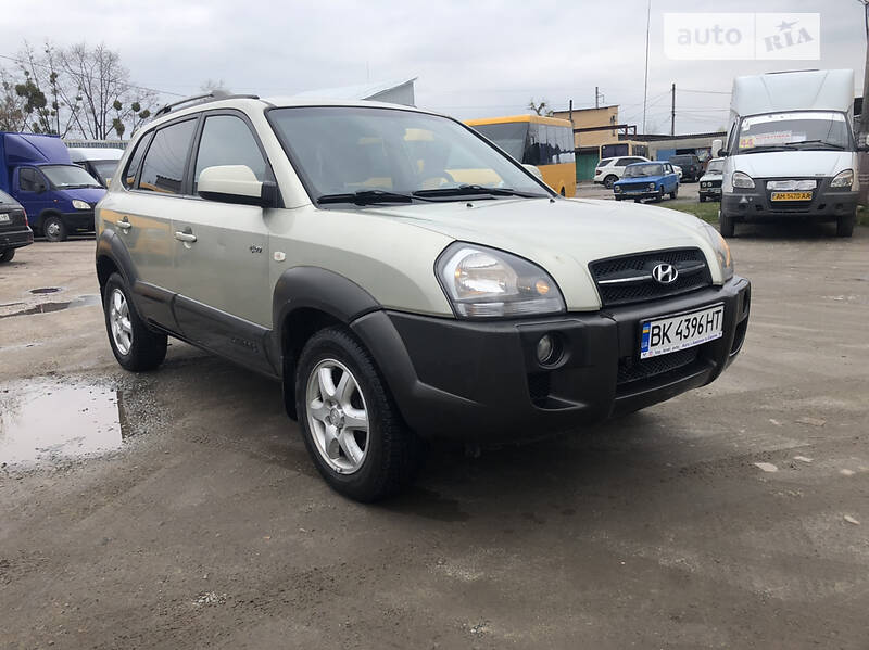 Внедорожник / Кроссовер Hyundai Tucson 2004 в Житомире