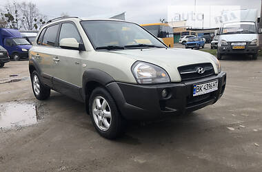 Внедорожник / Кроссовер Hyundai Tucson 2004 в Житомире