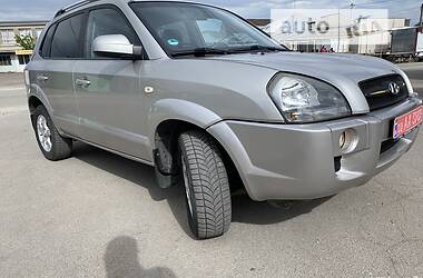 Позашляховик / Кросовер Hyundai Tucson 2006 в Попільні