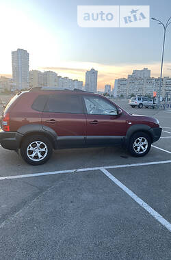 Позашляховик / Кросовер Hyundai Tucson 2008 в Києві