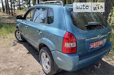 Внедорожник / Кроссовер Hyundai Tucson 2005 в Сарнах