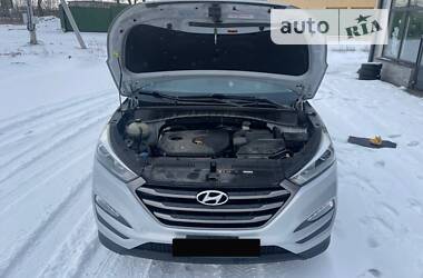 Позашляховик / Кросовер Hyundai Tucson 2016 в Полтаві