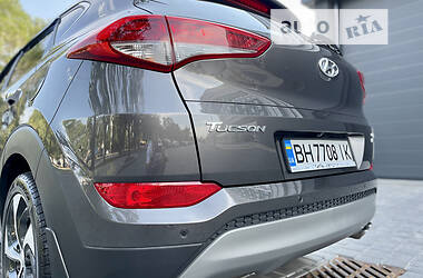 Позашляховик / Кросовер Hyundai Tucson 2018 в 