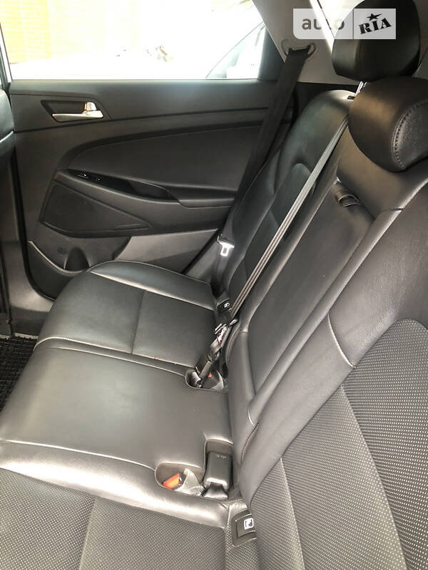 Позашляховик / Кросовер Hyundai Tucson 2017 в Харкові